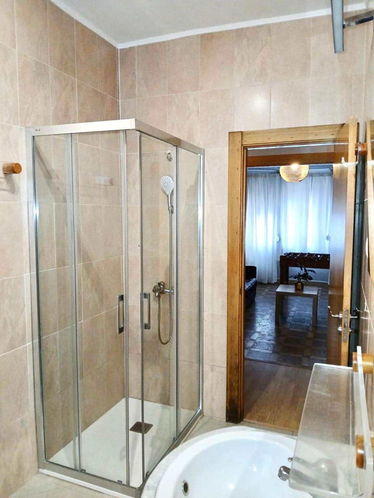 Segundo Antolin Yellow Door Ponferrada Exterior foto